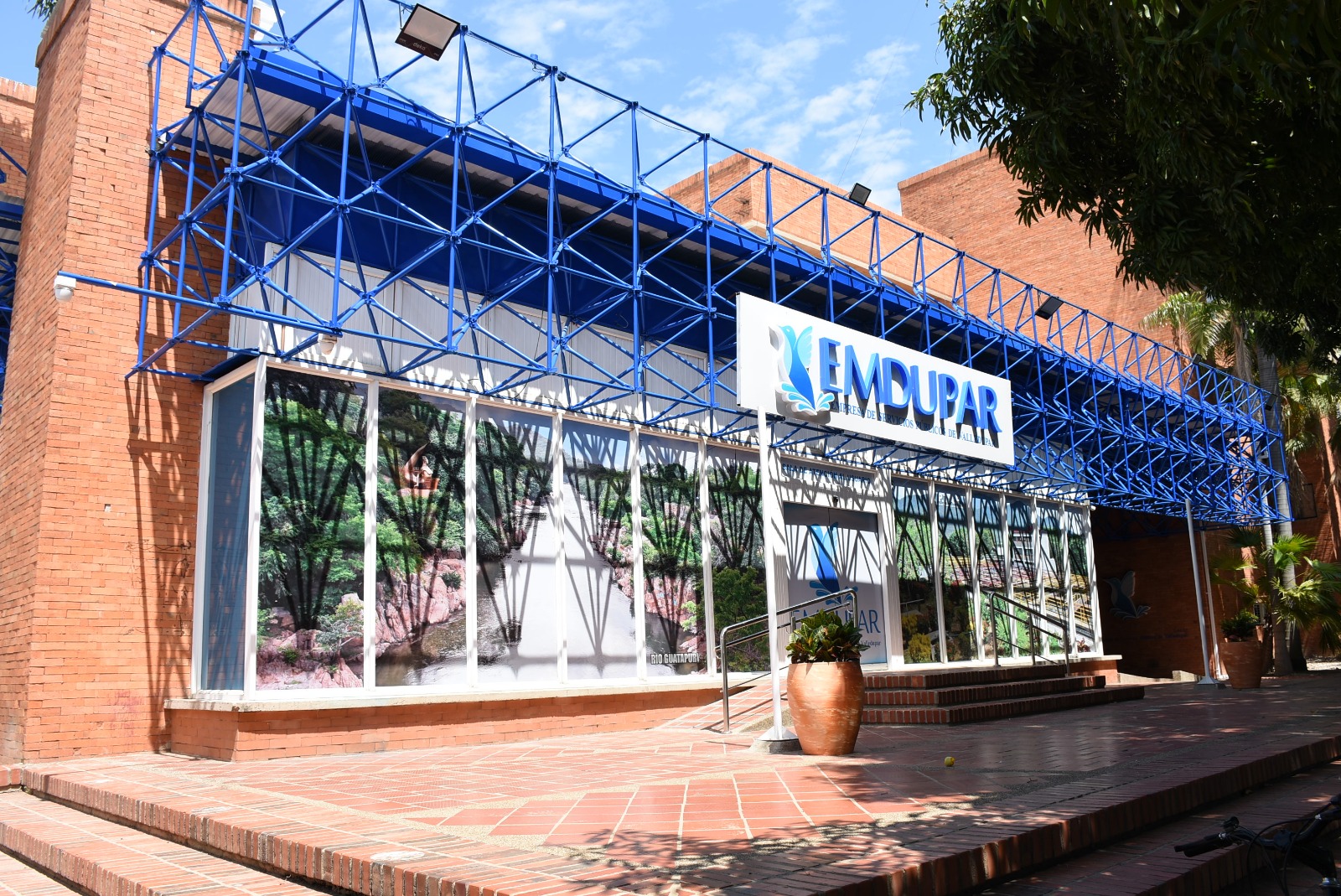   Emdupar da apertura a la nueva sala de Atención al Usuario